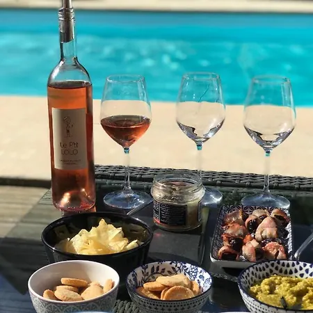 Les Arbres Rouges فندق مبيت وإفطار 4*