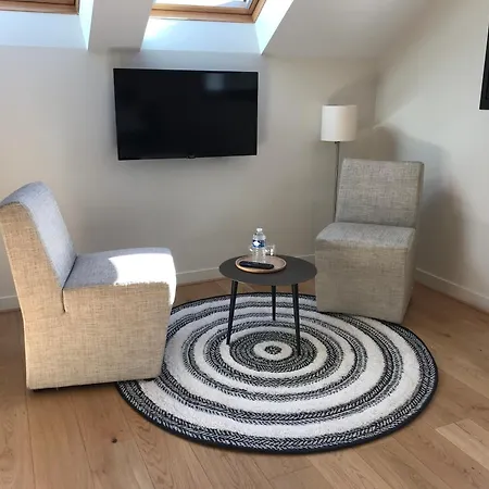 Bed and breakfast Les Arbres Rouges Sucé