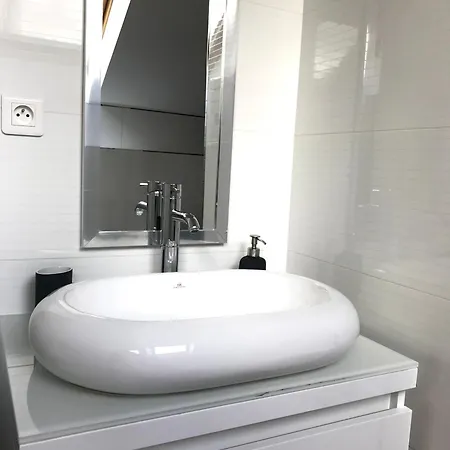 Les Arbres Rouges فندق مبيت وإفطار 4*