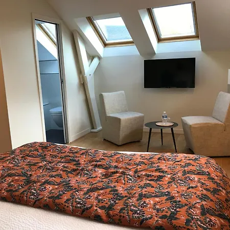 Les Arbres Rouges Sucé