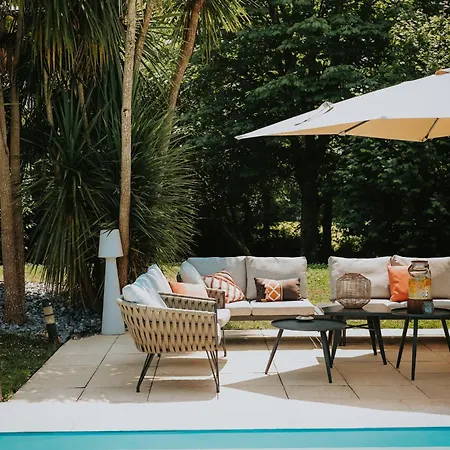 Bed and breakfast Les Arbres Rouges 3*