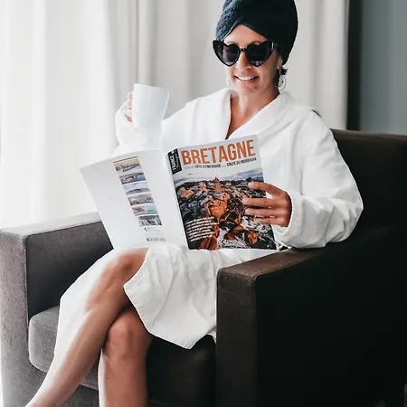 Les Arbres Rouges Bed and breakfast Sucé