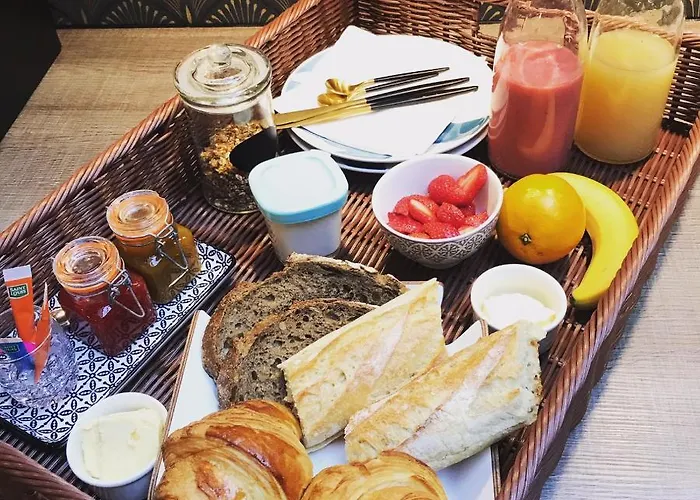 Les Arbres Rouges 3* Sucé