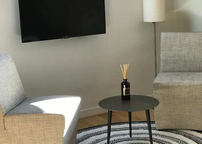 Les Arbres Rouges 3*