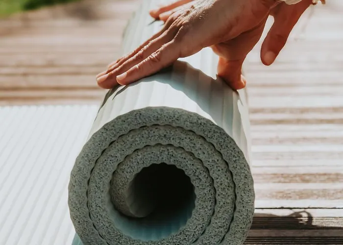 Les Arbres Rouges Bed & Breakfast Sucé