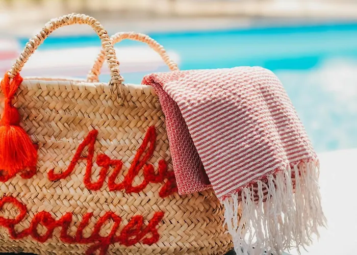 Bed & Breakfast Les Arbres Rouges 3*