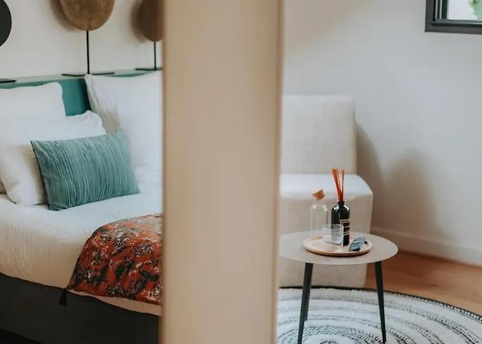 Les Arbres Rouges Bed & Breakfast 3*