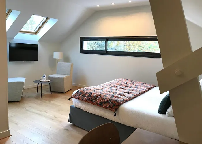 Les Arbres Rouges Bed & Breakfast