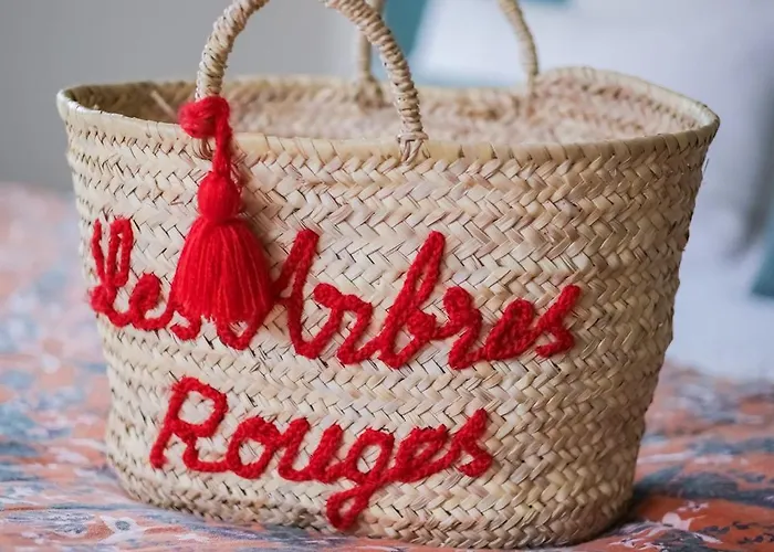 Bed & Breakfast Les Arbres Rouges 3*